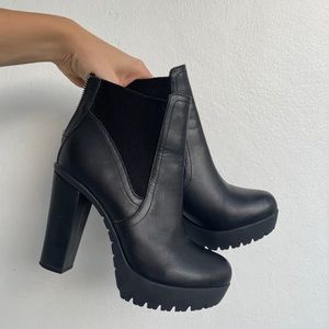Steve Madden Boots